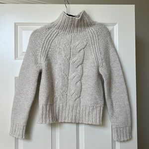 Beige banana republic turtleneck sweater